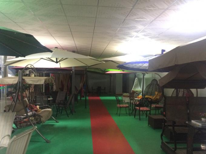 Großer weißer doppelter Patio-Aluminiumregenschirm 3,5-m-freitragender