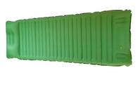 40D Nylon TPU Aufblasbare Bergschlafsäcke Eingebaute Fußpumpe Tragbare Luftmatratze fournisseur