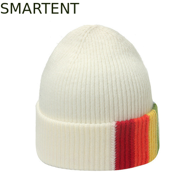 Outdoor Weiße Farbe Recycling Nachhaltige RPET Strick Beanie Erwachsene Größe Für den Winter fournisseur