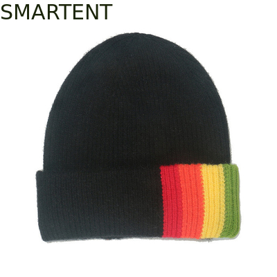 Outdoor Weiße Farbe Recycling Nachhaltige RPET Strick Beanie Erwachsene Größe Für den Winter fournisseur