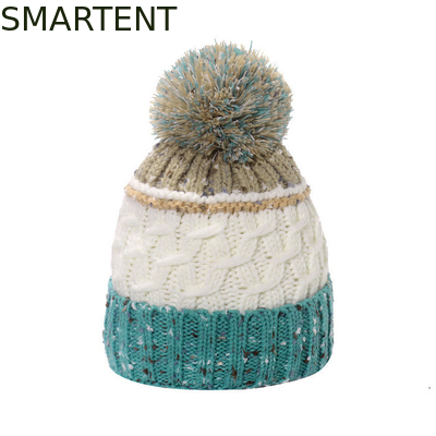 Customized Eco-Friendly Accessoires RPET Strick-Beanie-Hut mit Pompon-Unterstützung OEM-Service und Fair Trade zugelassen fournisseur