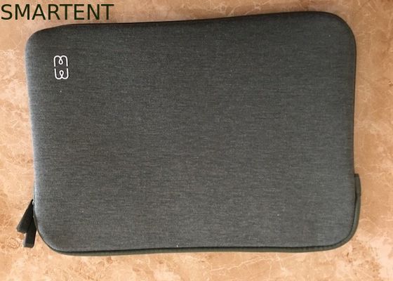 Besorgen Polycotton-Grün-Laptop sackt 11,6 Zoll für Gedächtnis-Schaum-Nylonreißverschluss-Schließung der Frauen-5MM ein Online-Herstellung